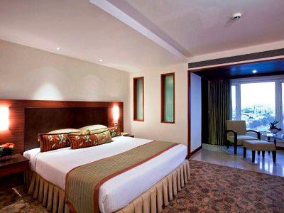 Country Inn Ахмедабад Экстерьер фото
